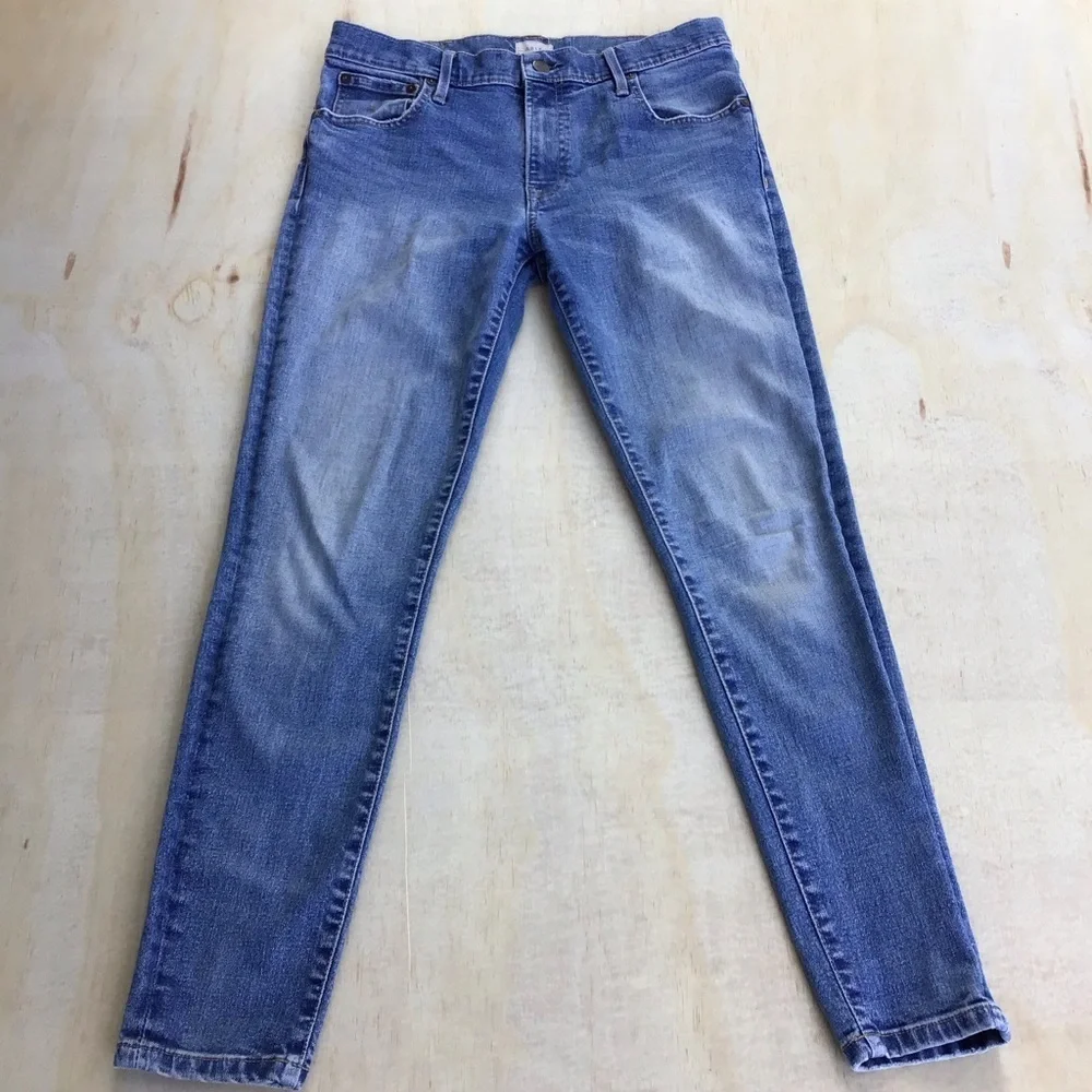 Able Women's Light Blue Ankle Jeans - Picture 2 of 14